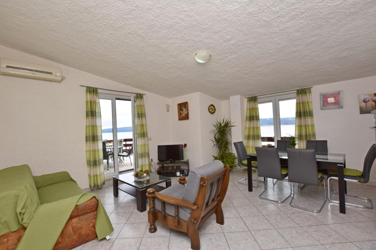 Apartments Mladen Duće Extérieur photo