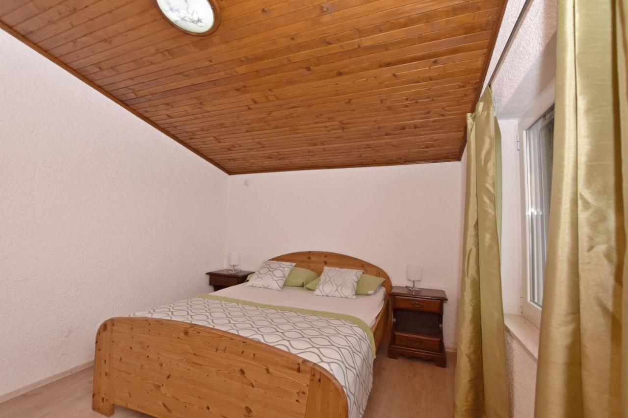 Apartments Mladen Duće Extérieur photo