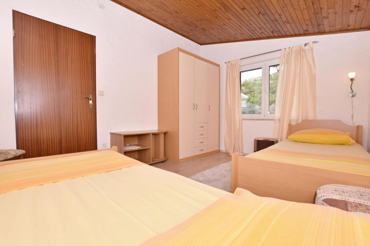 Apartments Mladen Duće Extérieur photo